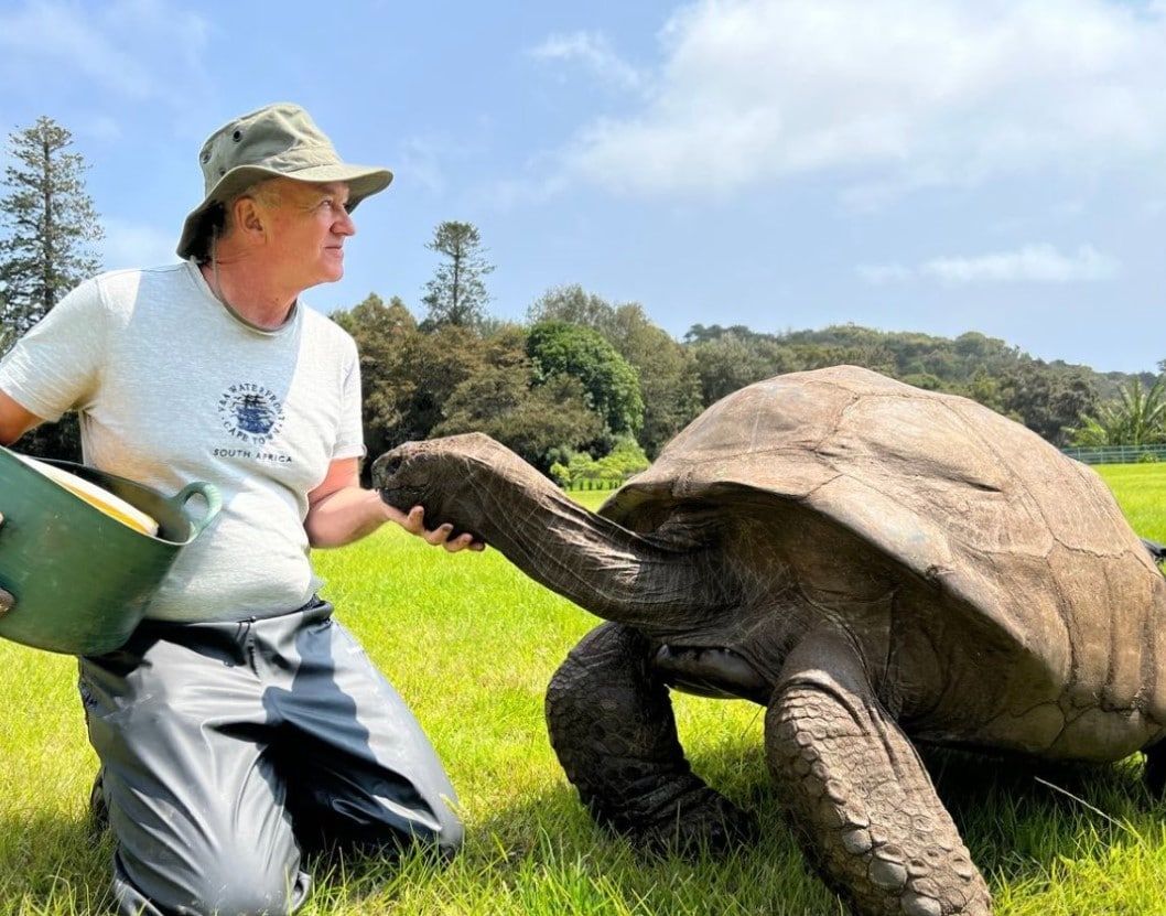 A világ legidősebb teknőse 194 éves – itt lehet megnézni.